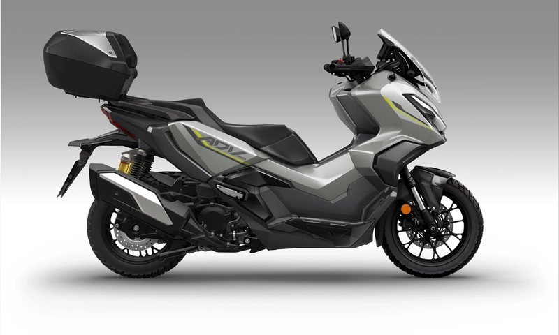 2026 Honda ADV350: New colors, 5-inch TFT, 330cc city power around $7,000