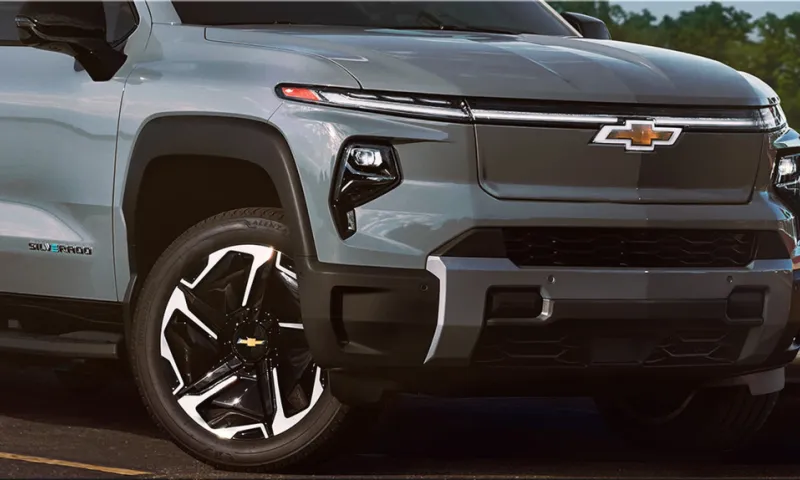 2025 Chevrolet Silverado EV Boasts 492-Mile Range and New Trim Options