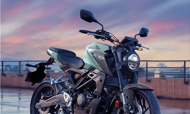 Honda CB125R 2026 Review: Premium Suspension, IMU ABS & Long Range