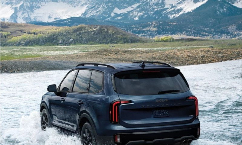 Kia Telluride and Carnival named Best winter SUV and minivan