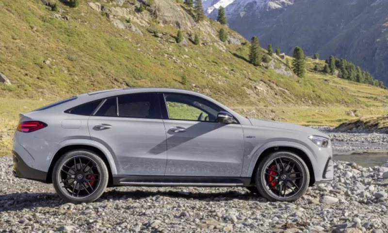 How the Mercedes-AMG GLE 53 Plug-In Hybrid Combines Power and Efficiency