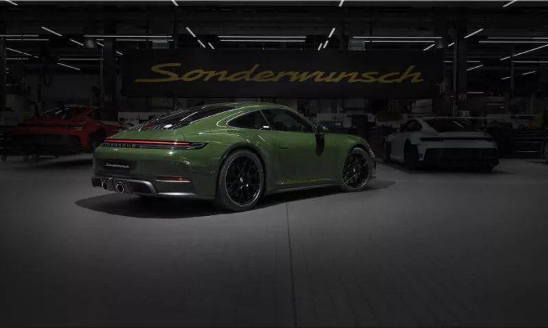 Porsche Celebrates Iberian Heritage with Limited-Edition 911 Carrera GTS Cuarenta Edition