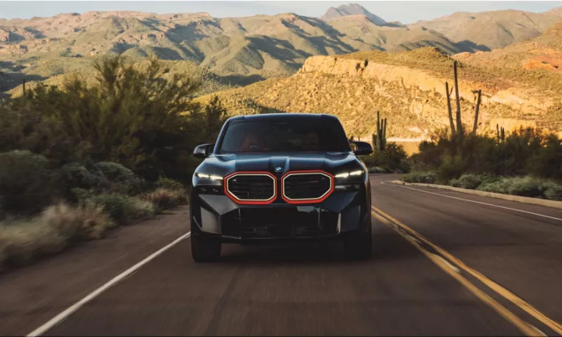 BMW XM Label Red