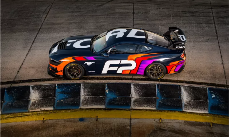 Ford Mustang GT4