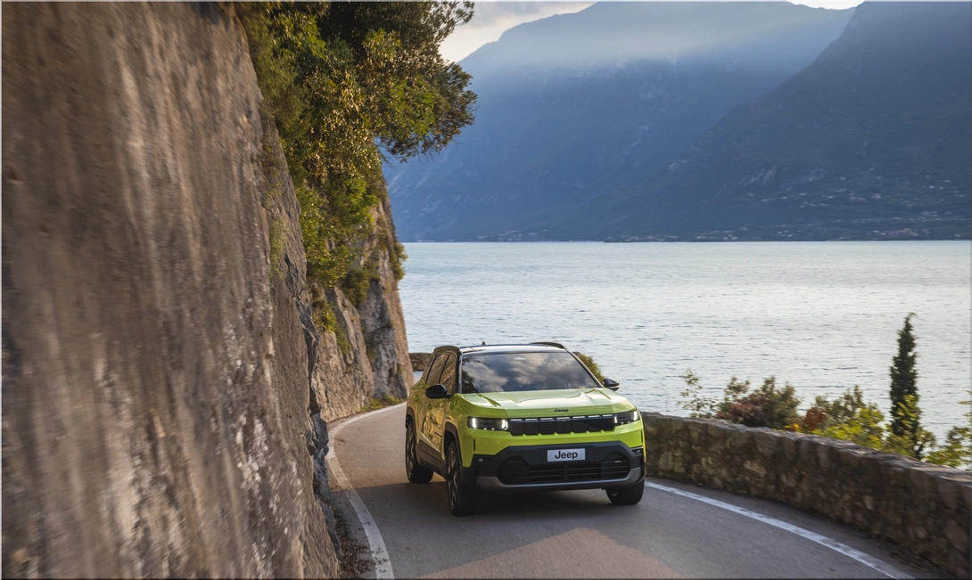 New Jeep Compass: Stronger Electrification, Sharper Control, and Smarter Tech Push the C-SUV Forward