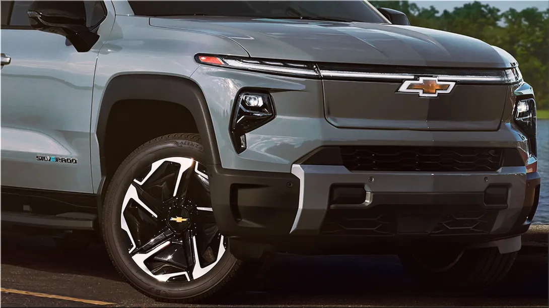 2025 Chevrolet Silverado EV Boasts 492-Mile Range and New Trim Options