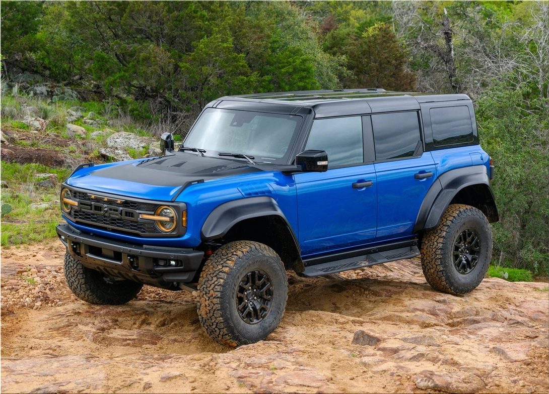 Ford Bronco Raptor: Suspension, Power, and Off-Road SUV Specs