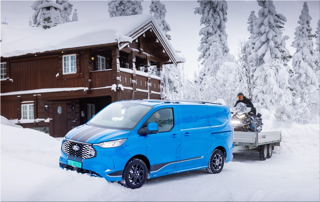 Ford E-Transit Custom AWD 2026