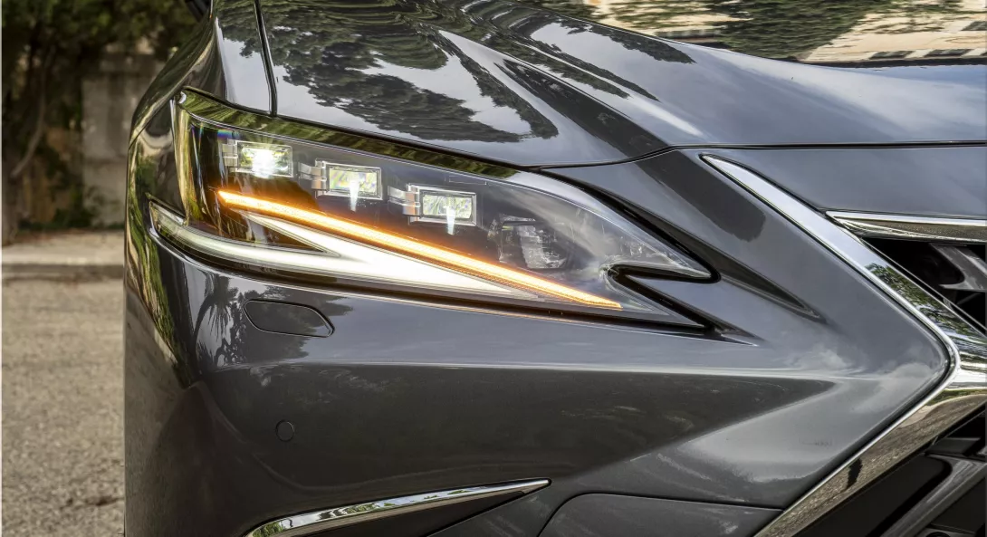 Lexus ES 300h