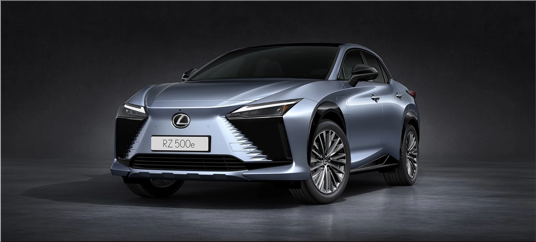 Lexus RZ 550e