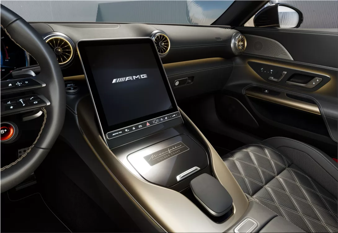 Mercedes-AMG SL 63 Golden Coast