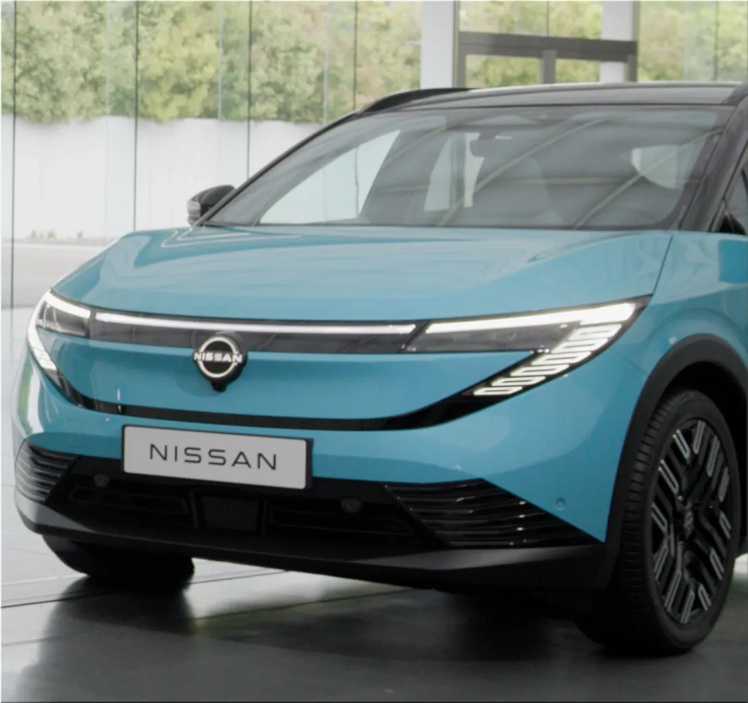 New Nissan LEAF 2026: Affordable Compact Electric Crossover With 372-Mile Range