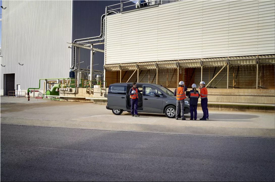 Nissan Townstar Crew Van