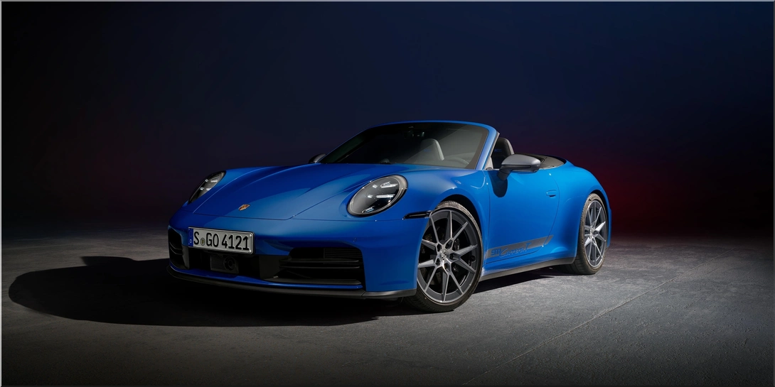 2025 Porsche 911 Carrera T: Lightweight, Manual, and Ridiculously Expensive