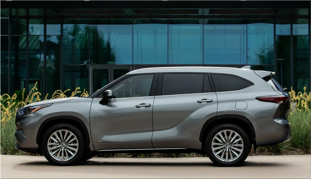 25th Anniversary Toyota Highlander Hybrid: A Sustainable Luxury SUV